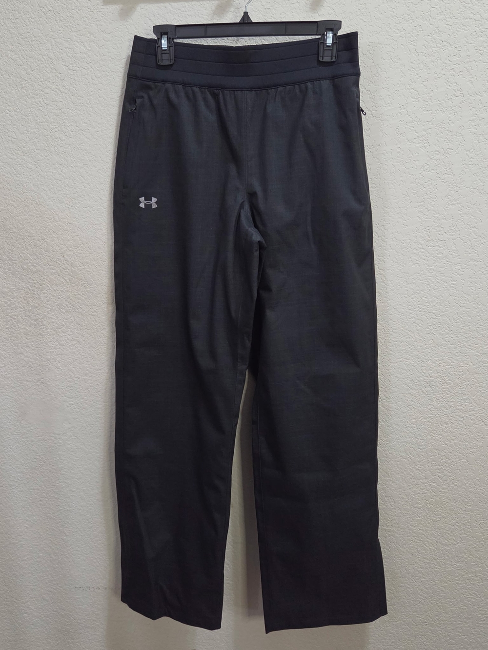Under Armour Men's Black Athletic Pants